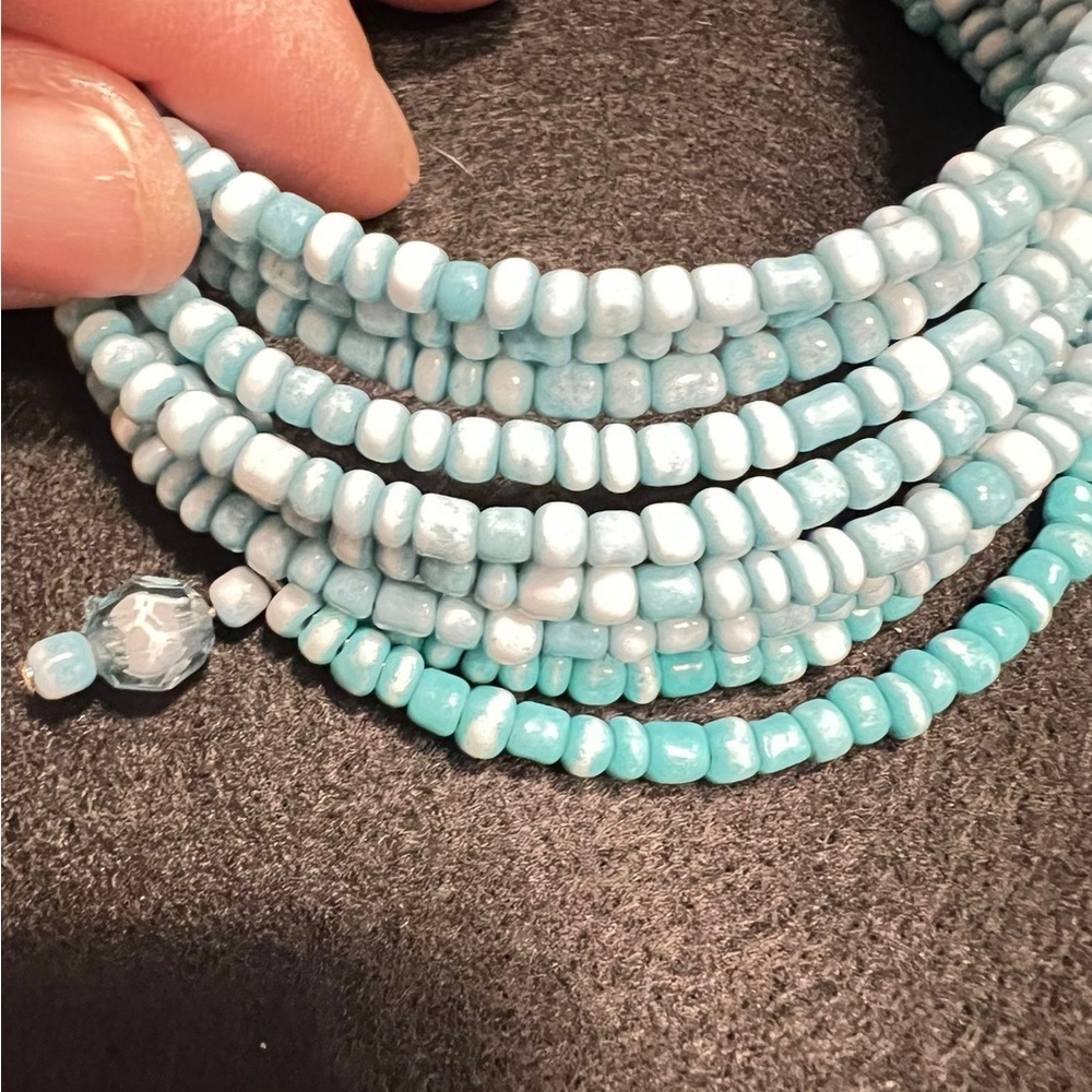 Blue Beaded Bracelet - Picture 3 of 3